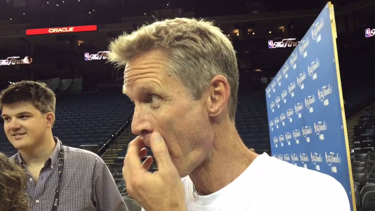 Warriors coach Steve Kerr jokes about breaking clipboard