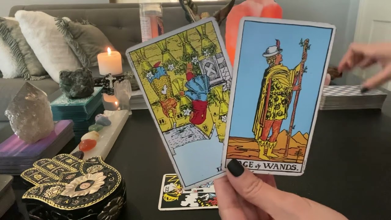 PISCES ♓️ SPECIFIC MESSAGE/SOMEONE WANTS MORE WITH YOU/UNEXPECTED CONVERSATION/DUA LIPA