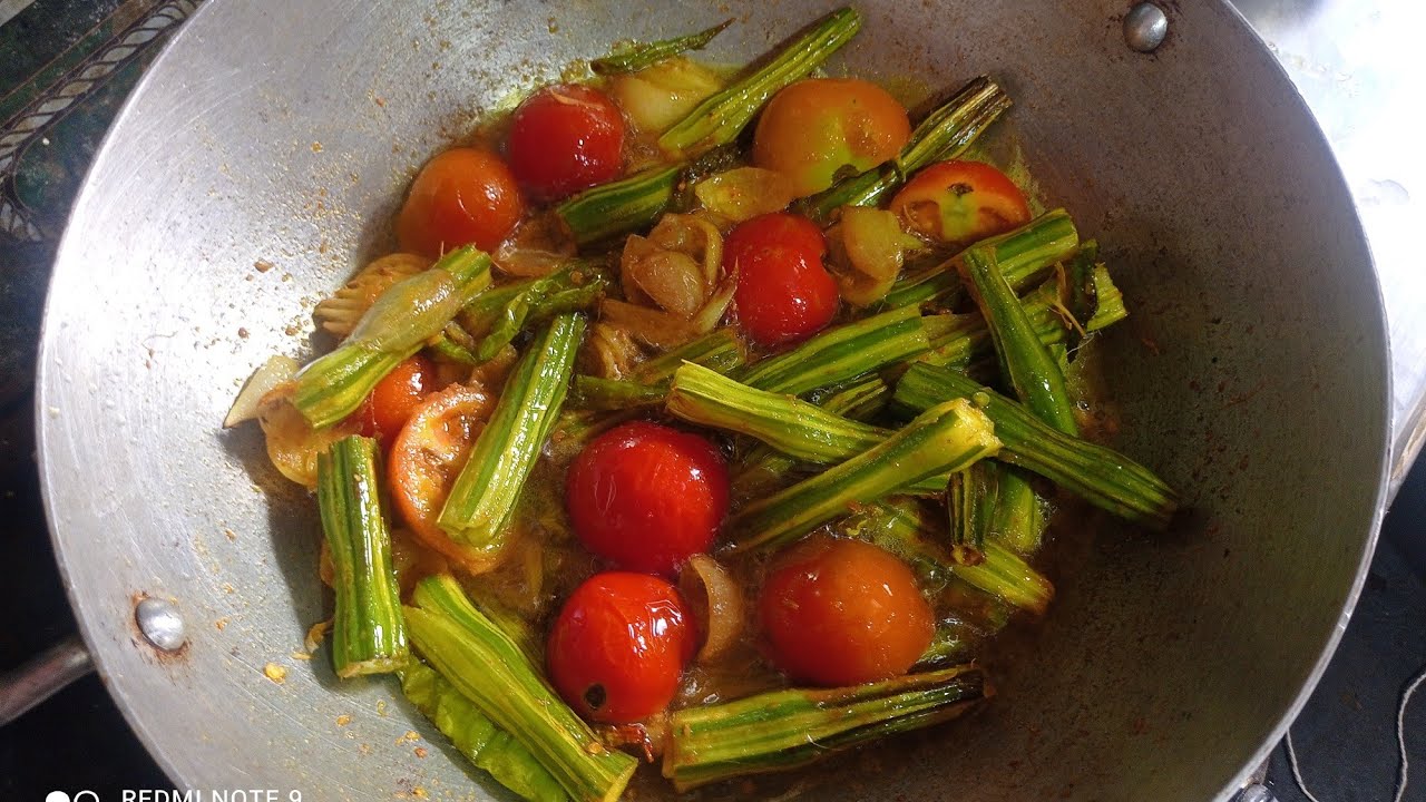 tomato munakaya masala with rice meeru try cheyandi