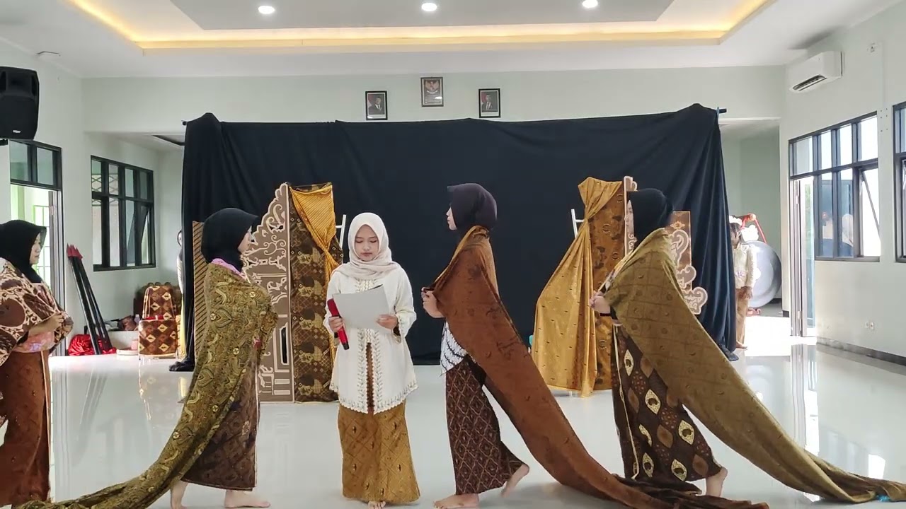  Ujian praktik Bahasa Jawa kelas XII. 2  SMAN 1 Badegan 