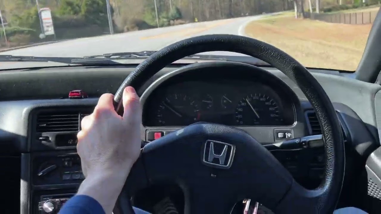 Daily driving a 1991 CRX in 2023