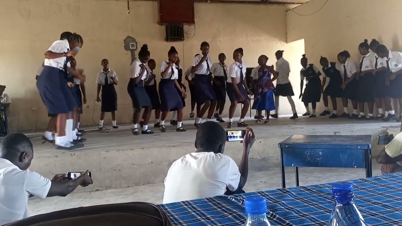 Ngao girl high