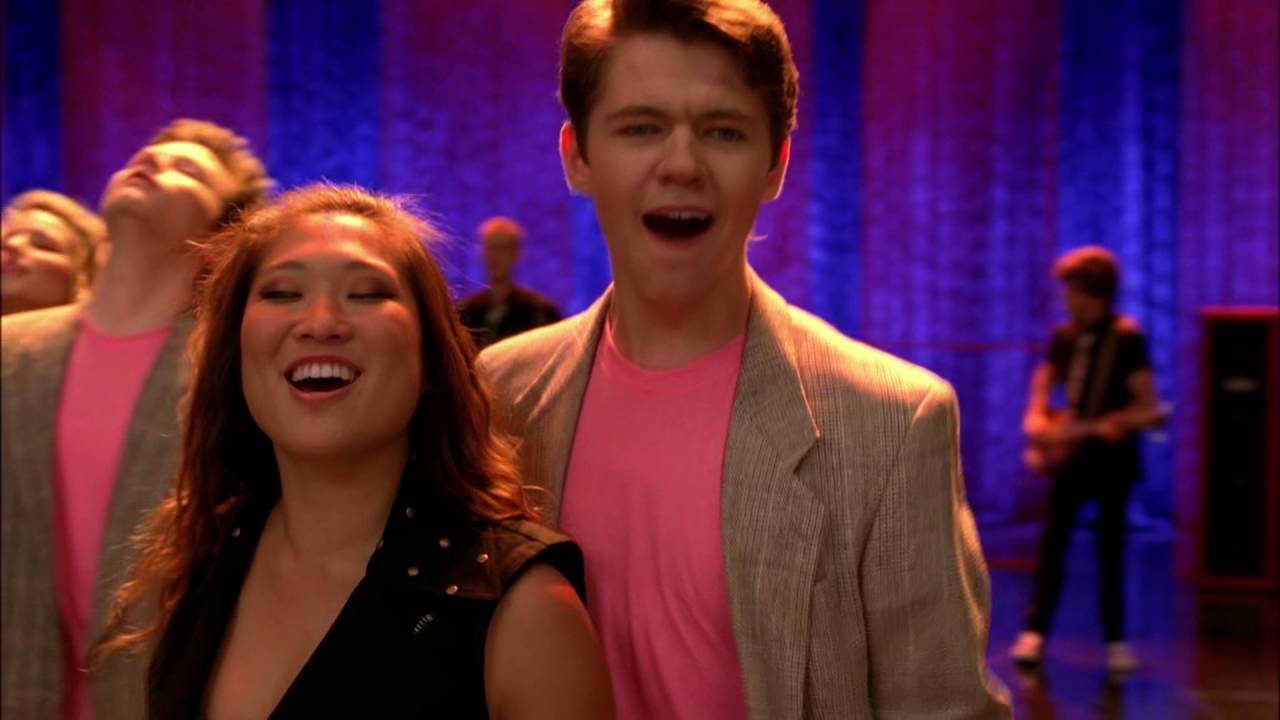 GLEE Full Performance of I Can't Go For That No Can Do  You Make My Dreams