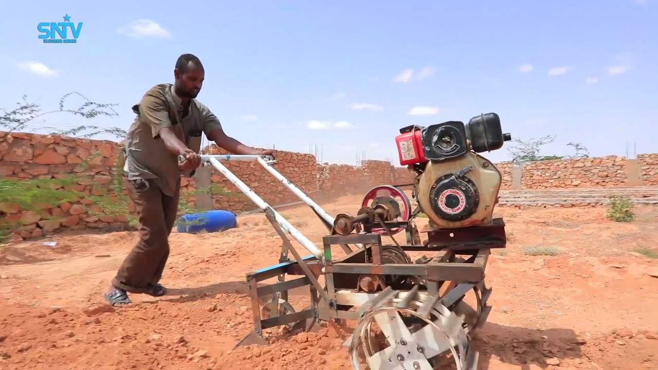 Hal abuure sameeyay Riigga ceelasha qoda iyo cagaf cagafta beeraha lagu cara gadiyo oo macmal ah.