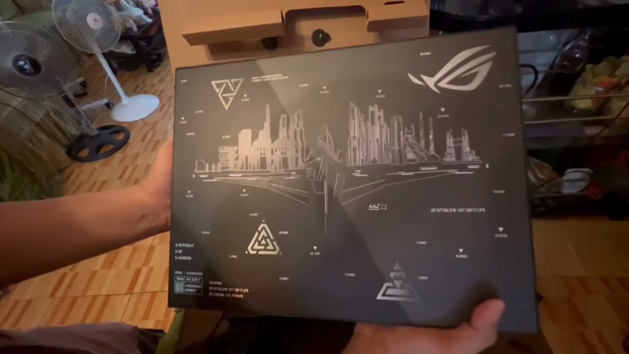 Asus ROG Zephyrus Duo 16 unboxing