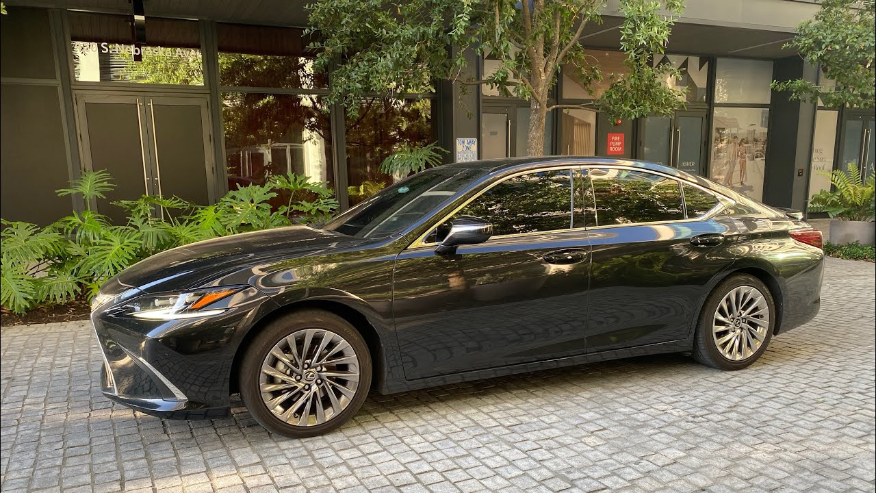 Обзор пробега 50 тыс. миль на Lexus ES 300h 2023 года