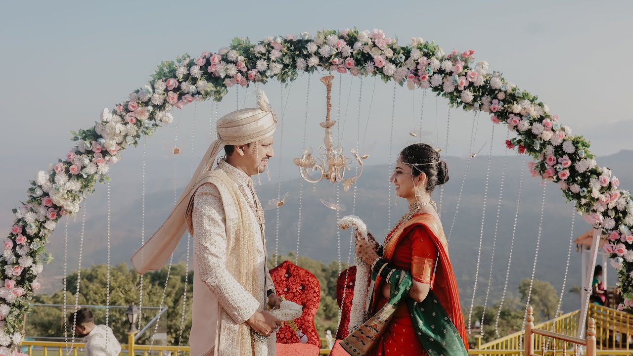 Sarika & Vivek l Cinematic Maharashtrian Wedding l Satara l Heritage Wadi l Destination Wedding