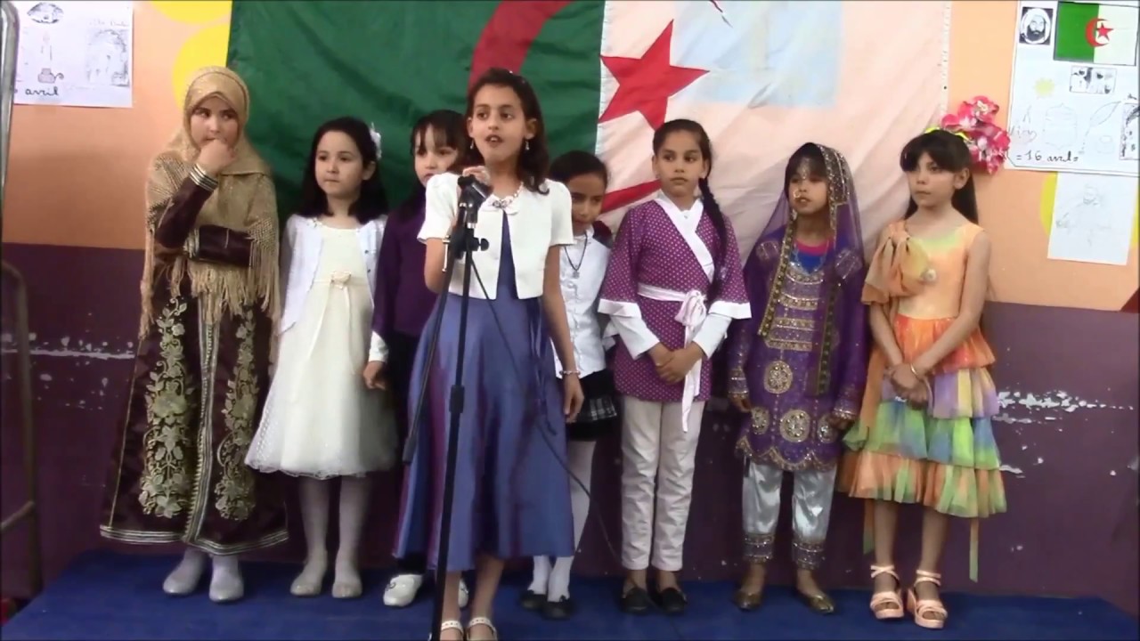 مسرحية مسابقة بين اللغات مدرسة فايزي 02 برج الكيفان 2017