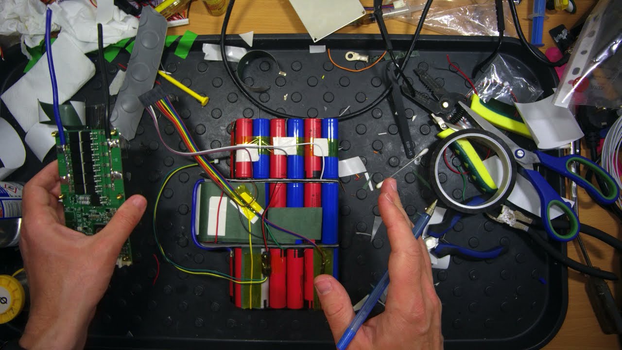 Begode MCM5: 4-p 1000 Wh ANT BMS battery mod and inner shell reinforcement