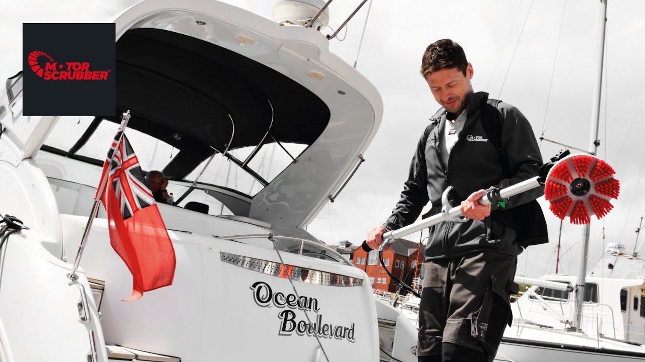 Boat Cleaning With MotorScrubber