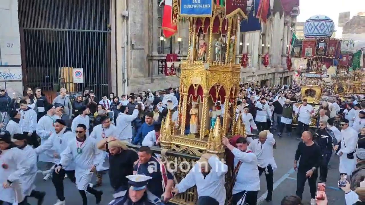 La salita dei Cappuccini Candelore festa Sant'Agata 2024  - Catania