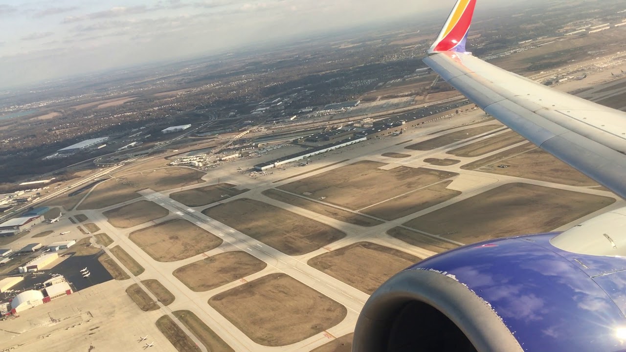 SHORTEST 737 TAKEOFF? Southwest Airlines Boeing 737-700 takeoff from Indianapolis, IN