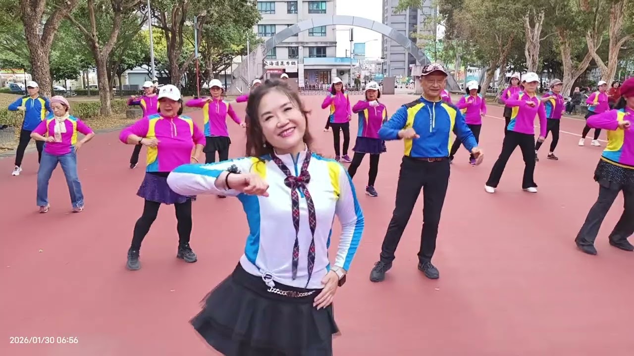 台灣🇹🇼時尚廣場舞-異域風情/冬天裡的一把火/泰國蝦-台灣🇹🇼森哥快樂廣場舞群-2026/1/30-竹南運動公園田徑場旁大廣場