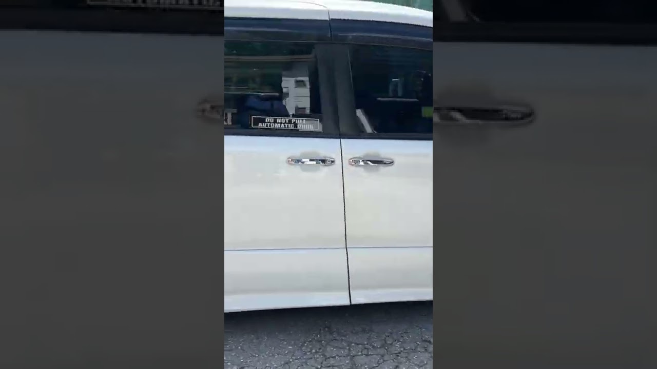 Wow |JDM| Toyota Voxy This is Awesome!!