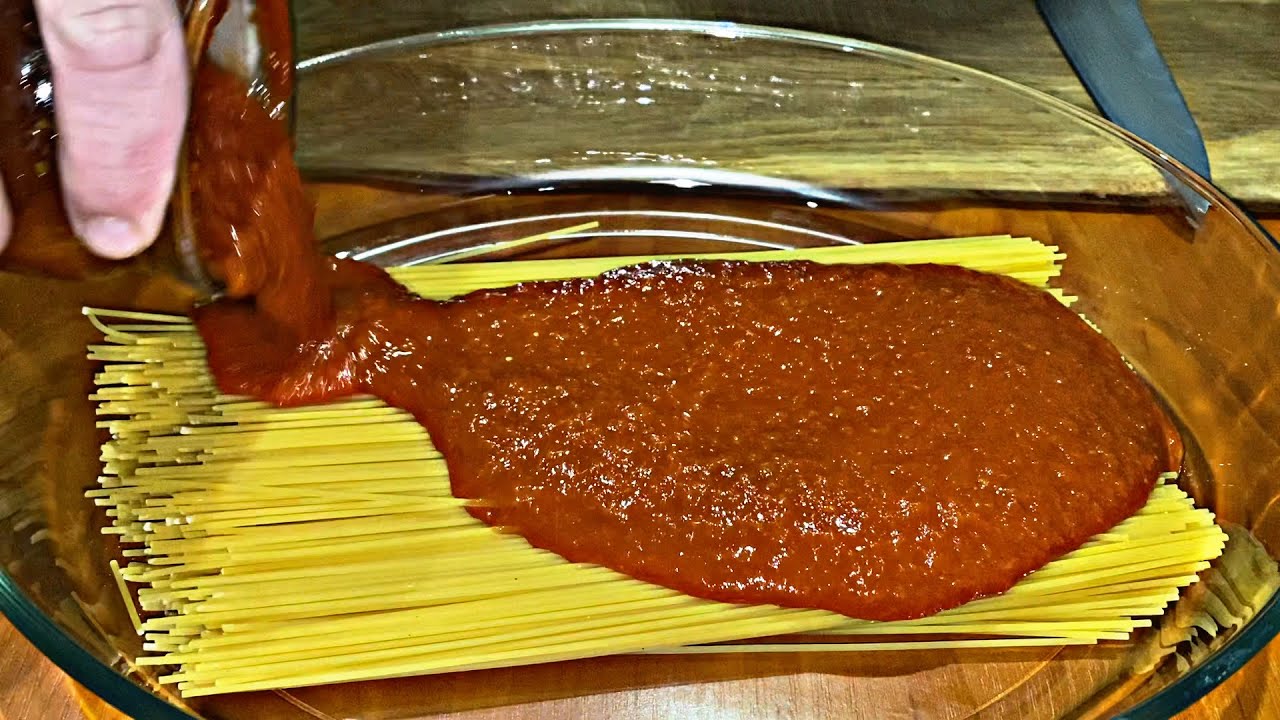 Готовлю СПАГЕТТИ В ТОМАТНОМ СОУСЕ 🍅 / Самый вкусный рецепт СПАГЕТТИ