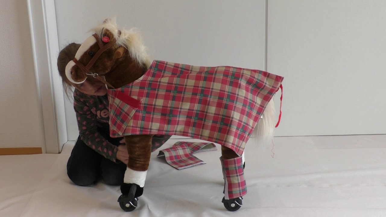 Ritt auf dem Rollpferd - My Ponyland
