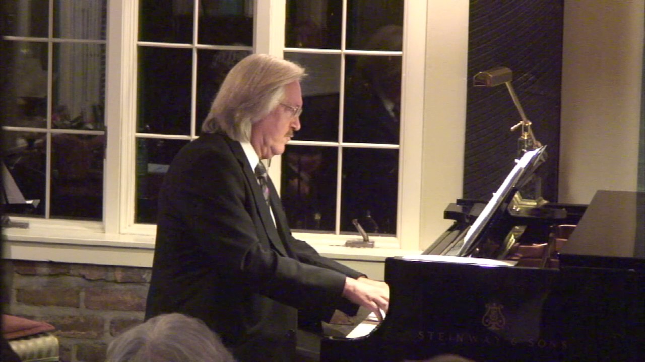 Prelude in B Minor by J.S. Bach - Wayne Johnson