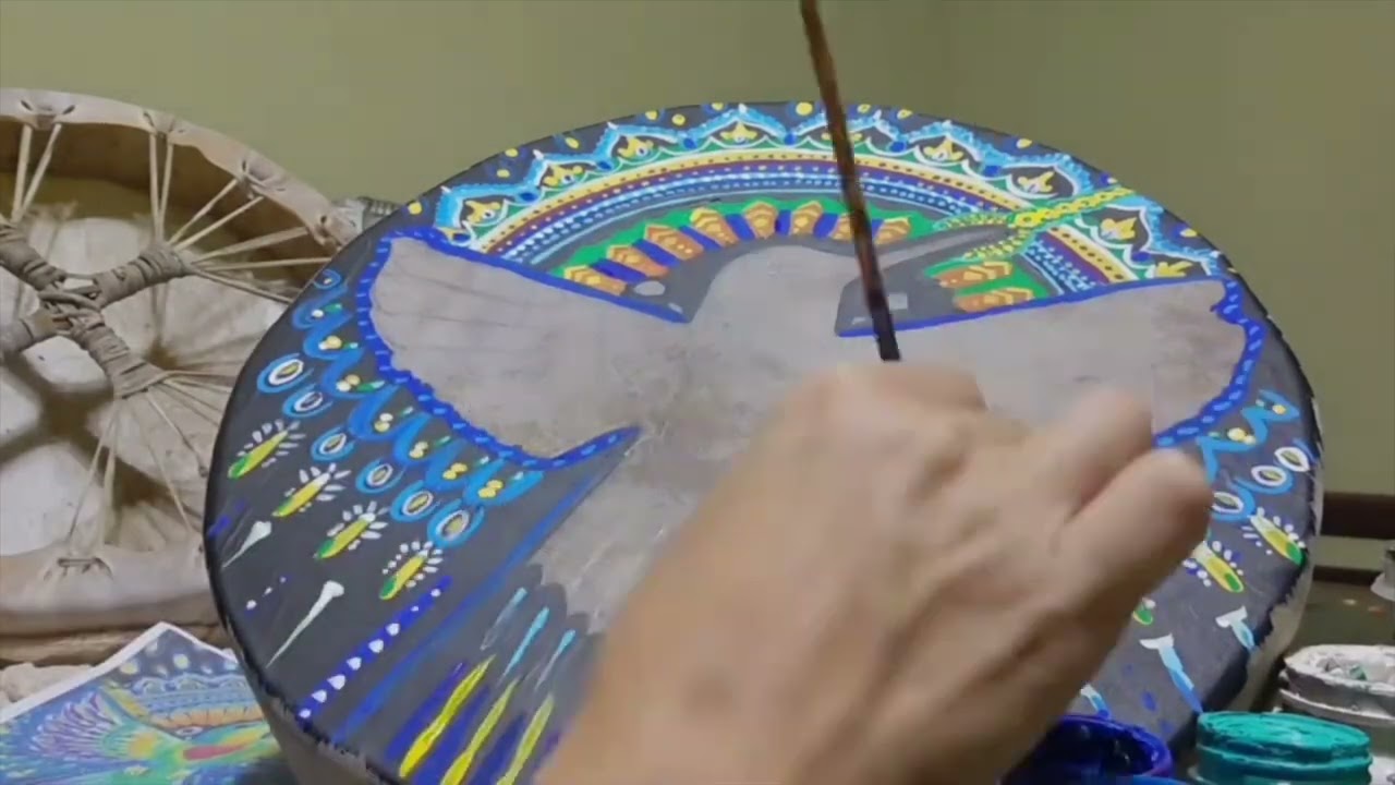 Yo soy un colibrí nacido del centro del tambor -canto para temazcal