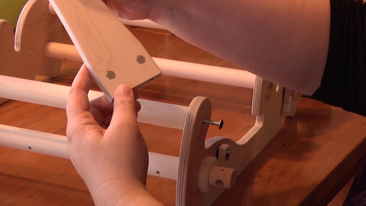 Assembling a Rigid Heddle Cricket Loom