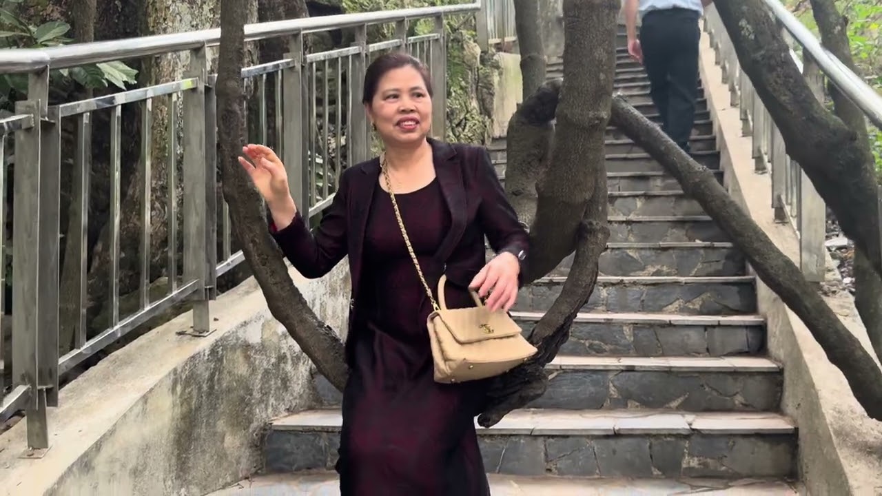 ngày 25 tháng 2, 2026