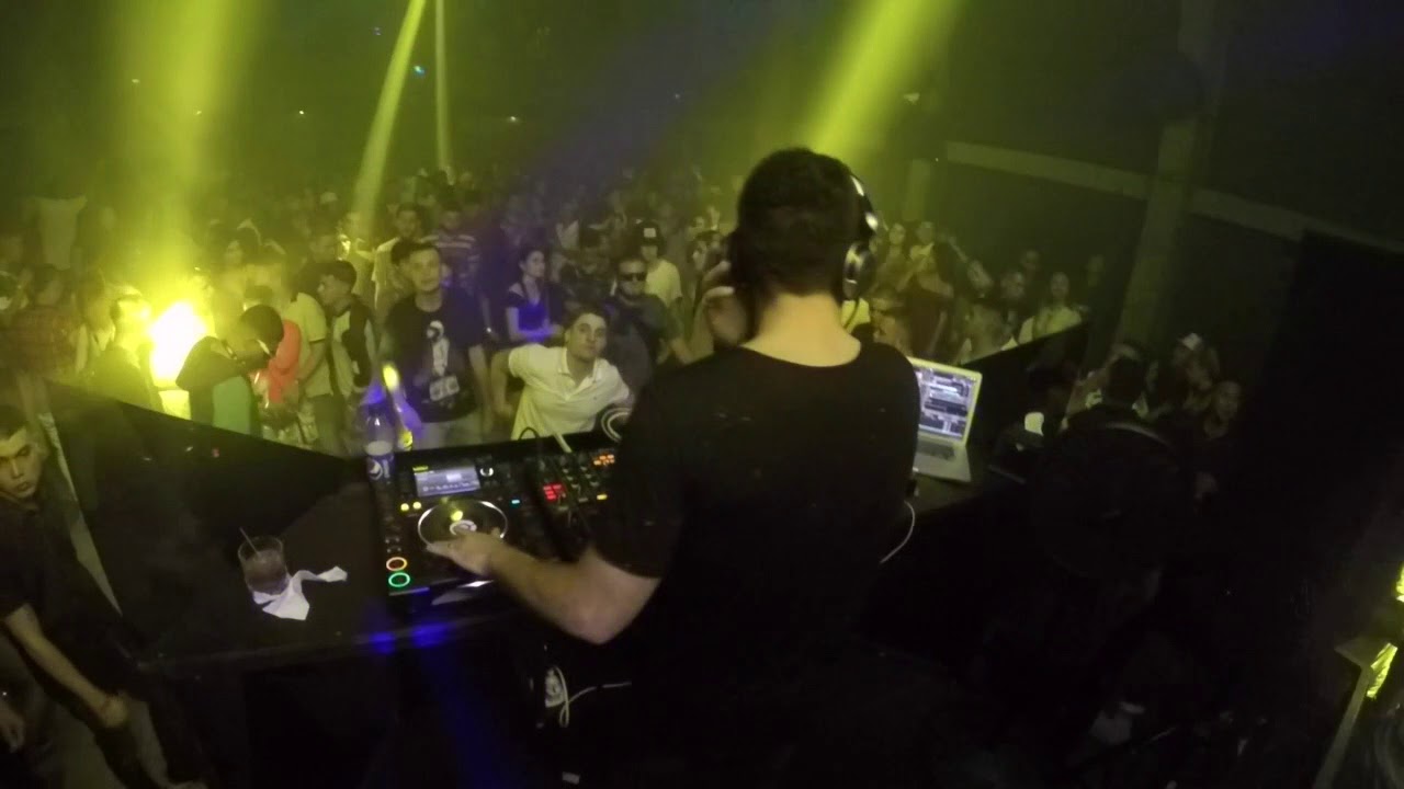Mladen Tomic live at Paradise, San Jose, Costa Rica, 14.09.2017.