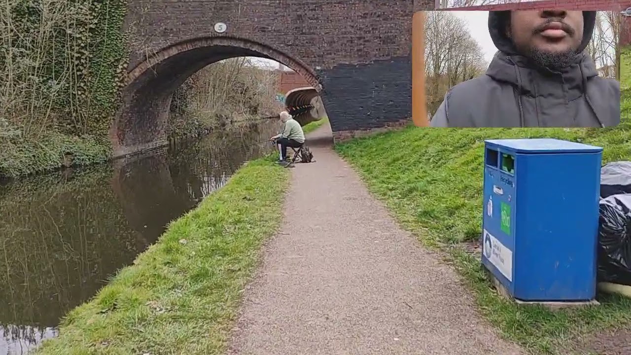 WALK THROUGH COVENTRY CANAL IN UK | COVENTRY CANAL BASIN