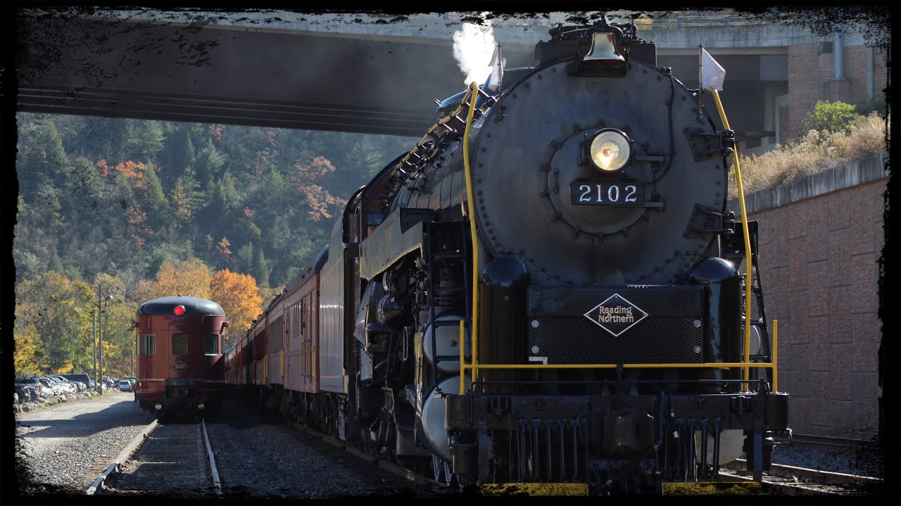Reading & Northern 2102: The Fall Anthracite Explorer | Fall Foliage With 2102