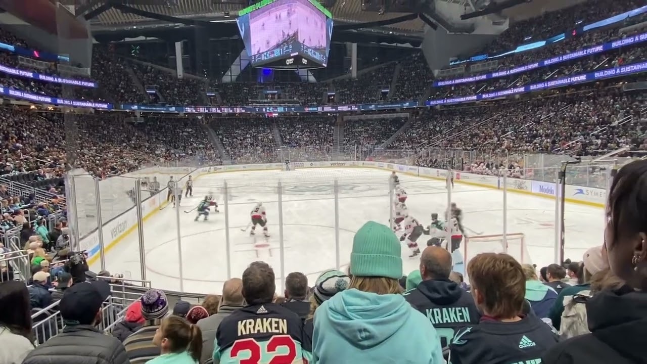 23/24 Ottawa Senators at Seattle Kraken 1/4/24 fans applaud Daccord for winter classic performance