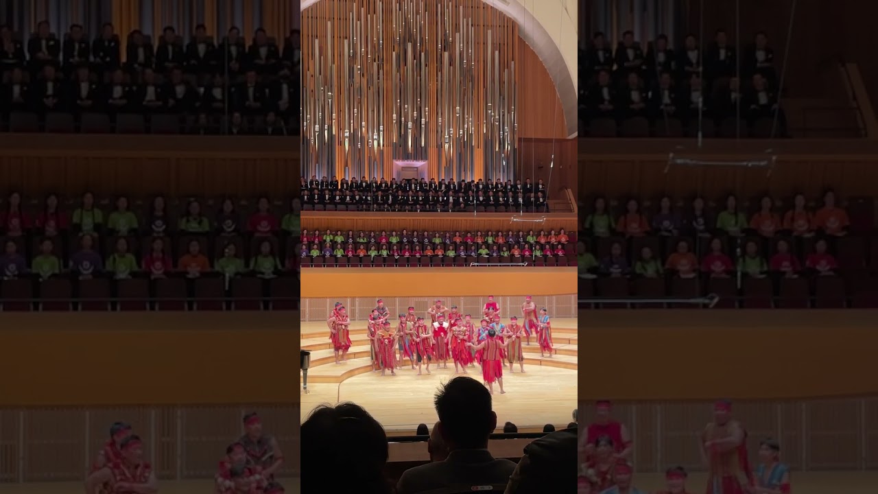PADUAN SUARA DARI INDONESIA MENGGUNCANG KOREA DENGAN LAGU GEMU FA MI RE