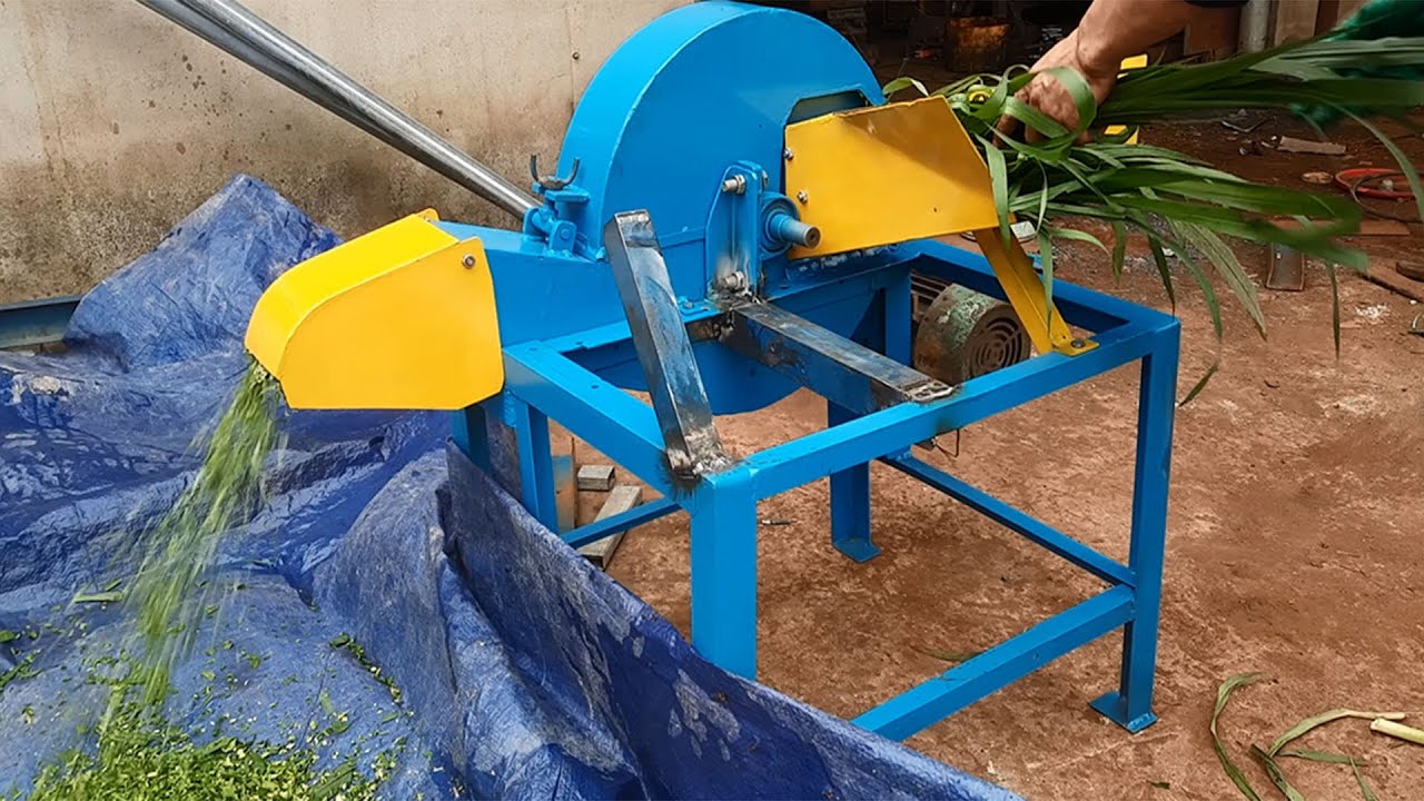 Making chaff cutter mini - máy băm cỏ mini ( lỗi cửa nạp cỏ )