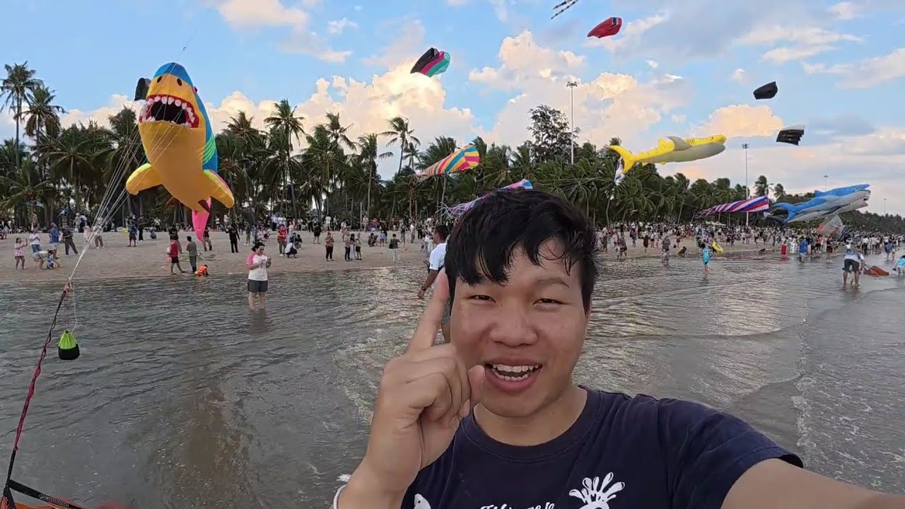 ว่าวบางแสน 