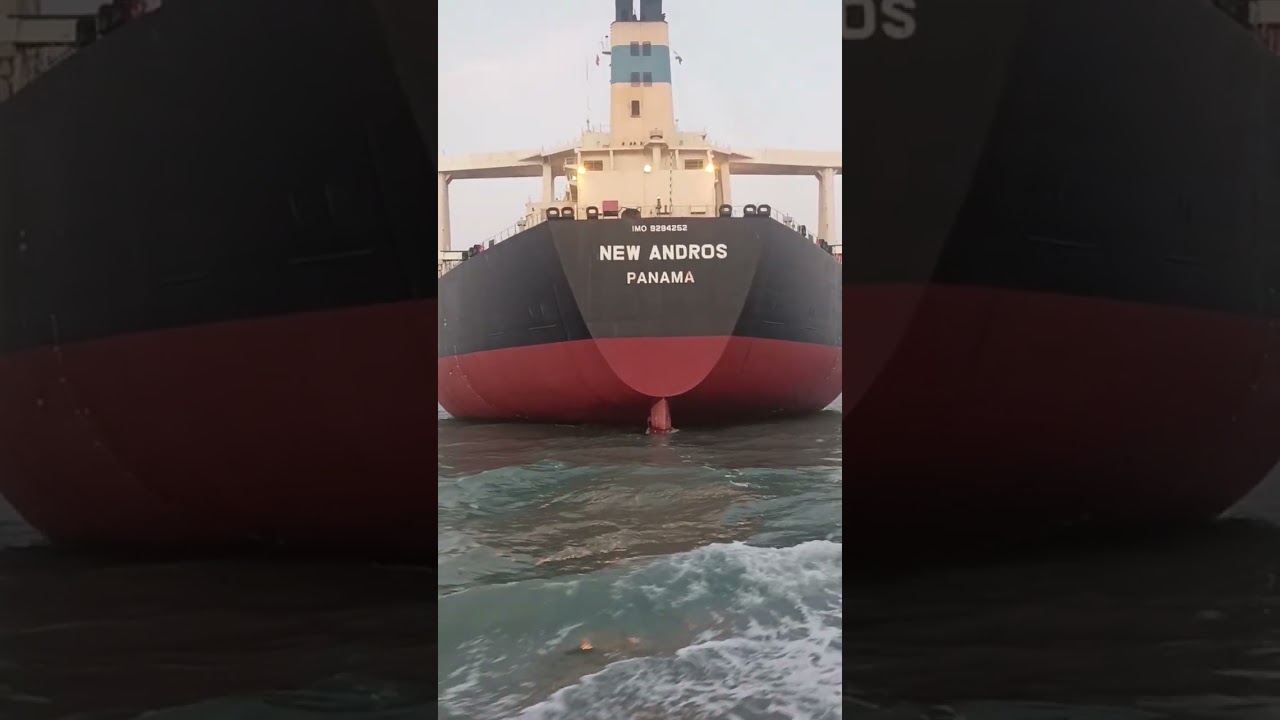 VLCC TANKER NEW ANDROS WAITING FOR SPM OPERATION
