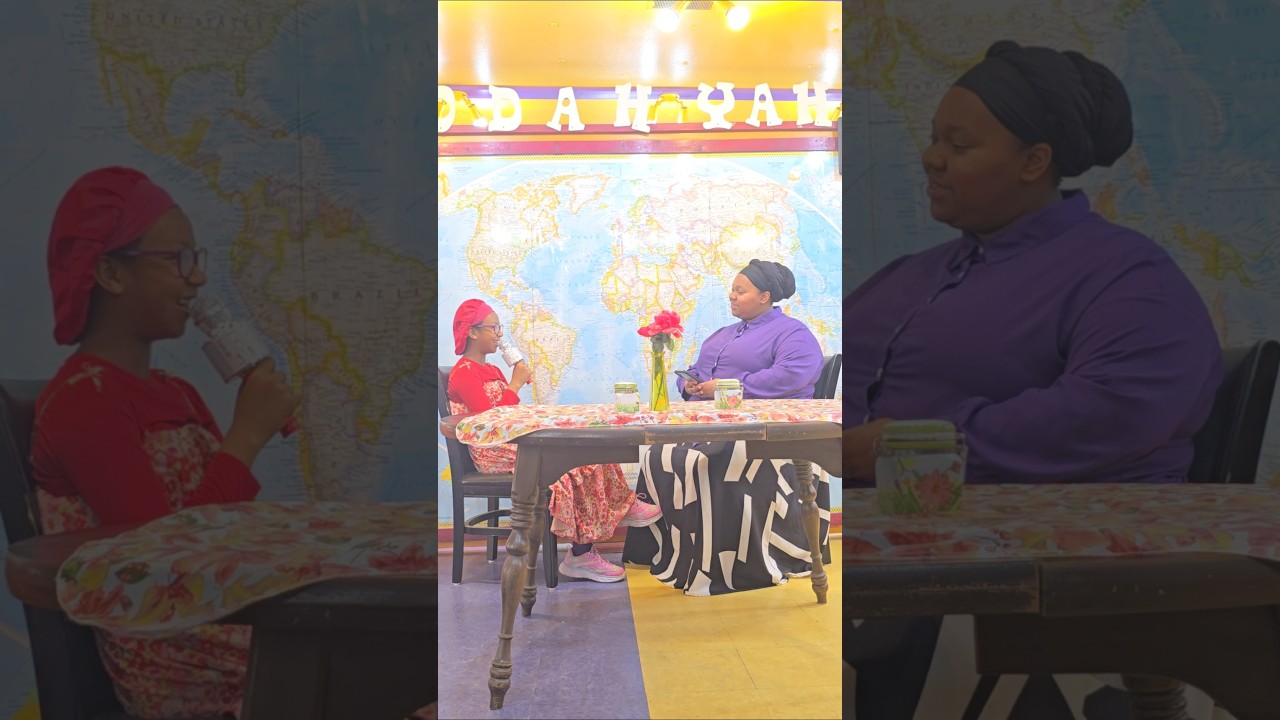 Interviewing Davida ✨️ #funny #hilarious #communitylife #interviews