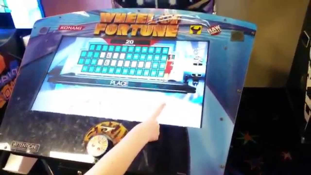 Wheel of Fortune Arcade Game - Playing 2 Puzzles!