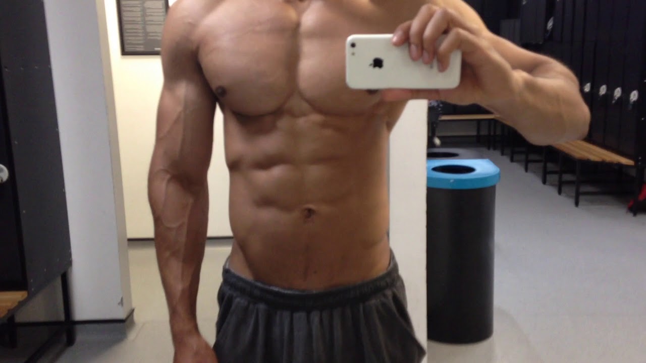 Touching my abs and pecs - Gym Flex