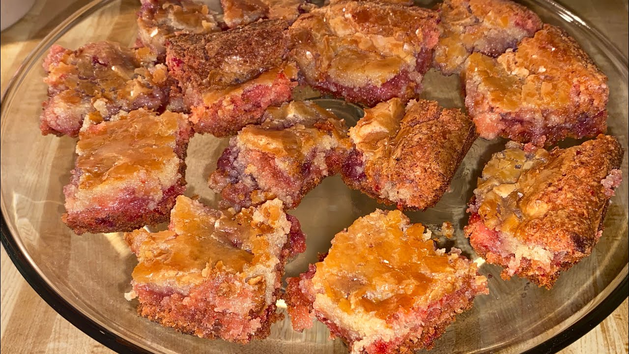 Ep. 343: Strawberry Gooey Butter Cake | Valentine’s Day Collab 🍓