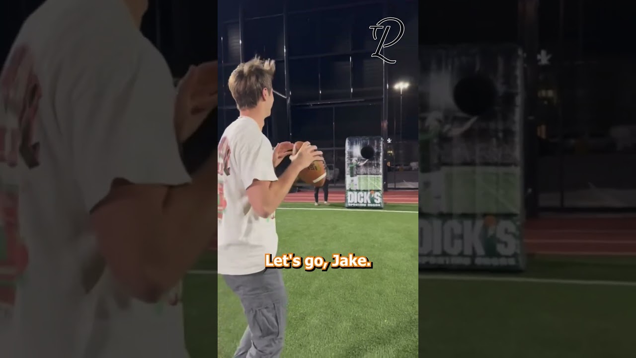 UT DL Omari Thomas VS UT QB Jake Merklinger in a money toss 🏈