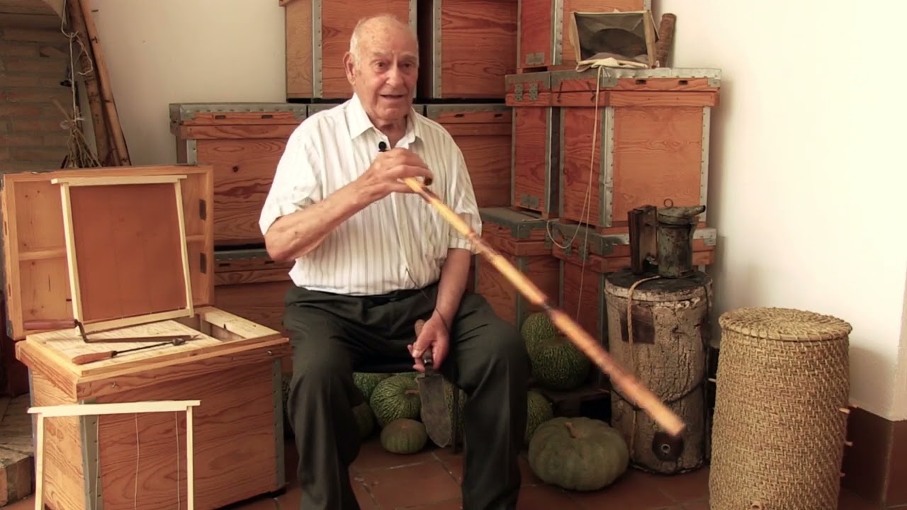 Colmeneros, la apicultura tradicional de Utiel  | Documental MEMORIA ORAL DE UTIEL Y ALDEAS [Vol. I]