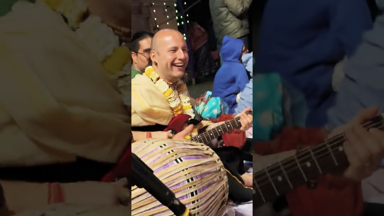  যে কীর্তন শুনলে হৃদয় নেচে ওঠে। 