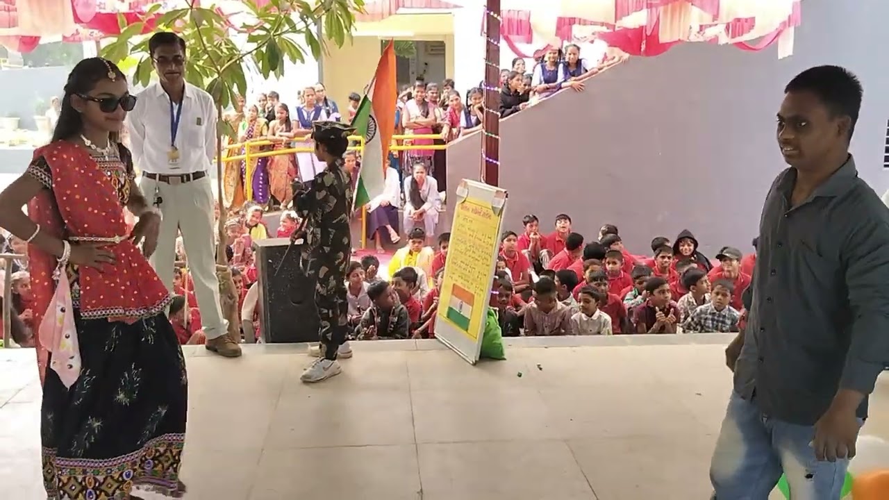 Aa maru Gujarat chhe.. Dance performance 