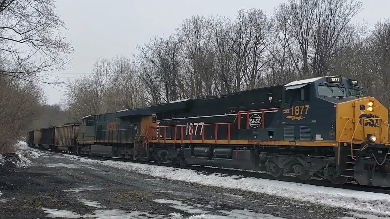 CSX 1877 C&EI pulling Loaded coal train at top of Pars Ridge on B&O OML 2/15/26