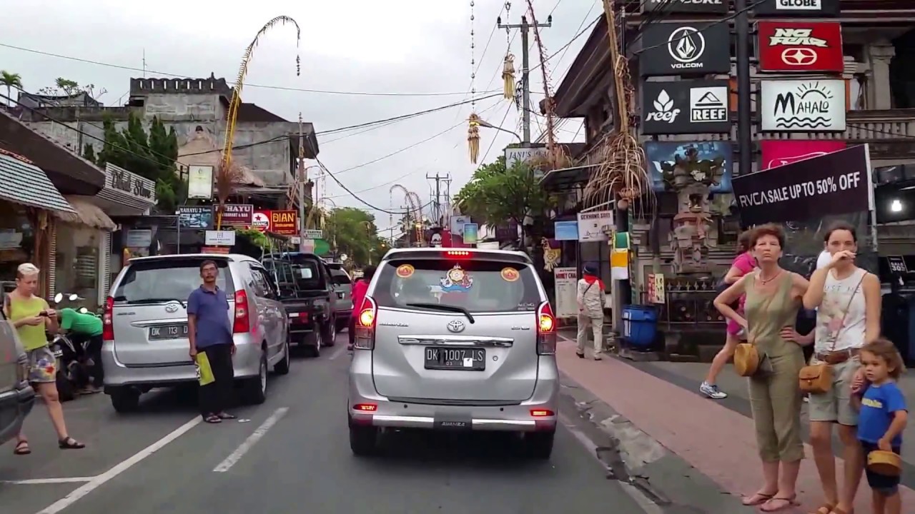 Grab Taxi ride from Bali Denpasar International Airport to Ubud center (2017-05-03)