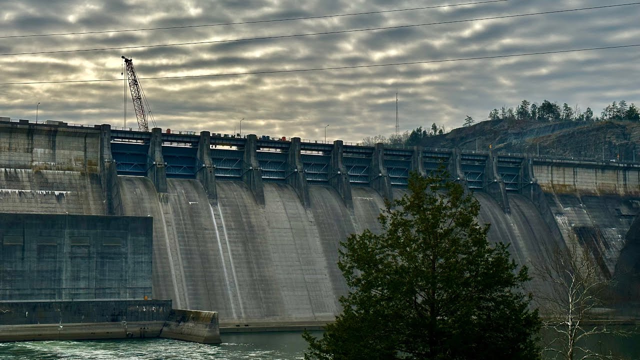 Wolf Creek Dam and Hatchery 