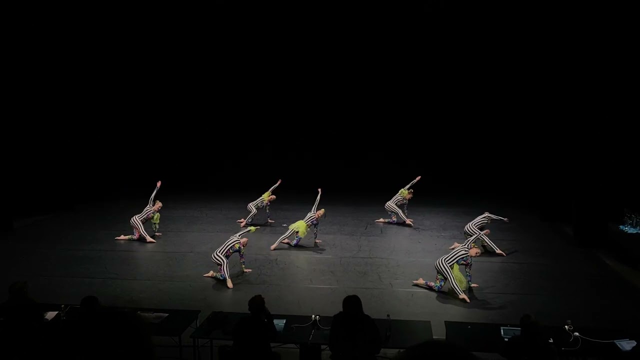 StepUp Dali - Surrealism (Performing Arts pienryhmä juniorit, 1. sija)