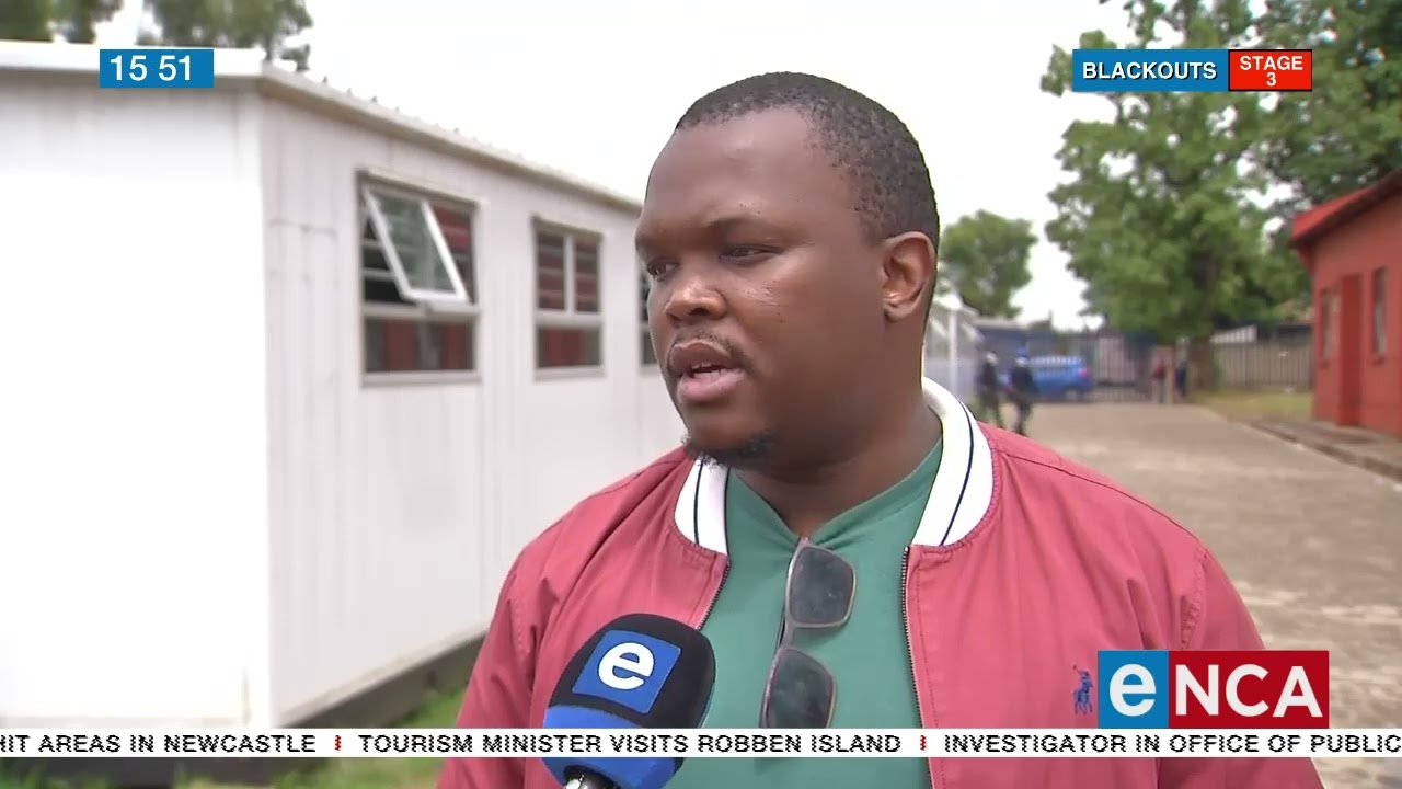 Thubelihle High School pupils have no classrooms