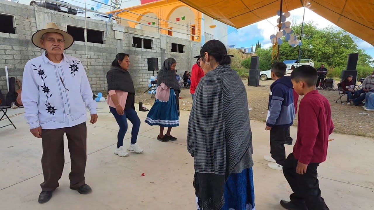 Bautizo de  Kevin, David y Leo en los Tejocotes San Juan Mixtepec Juxtlahuaca Oaxaca 