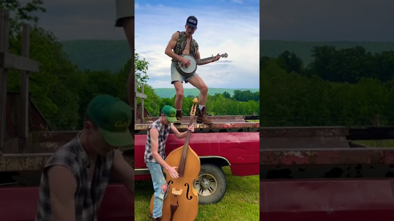 Hillbilly brothers TEAR DOWN Poor Boy Workin&rsquo; Blues!! Bluegrass Style!
