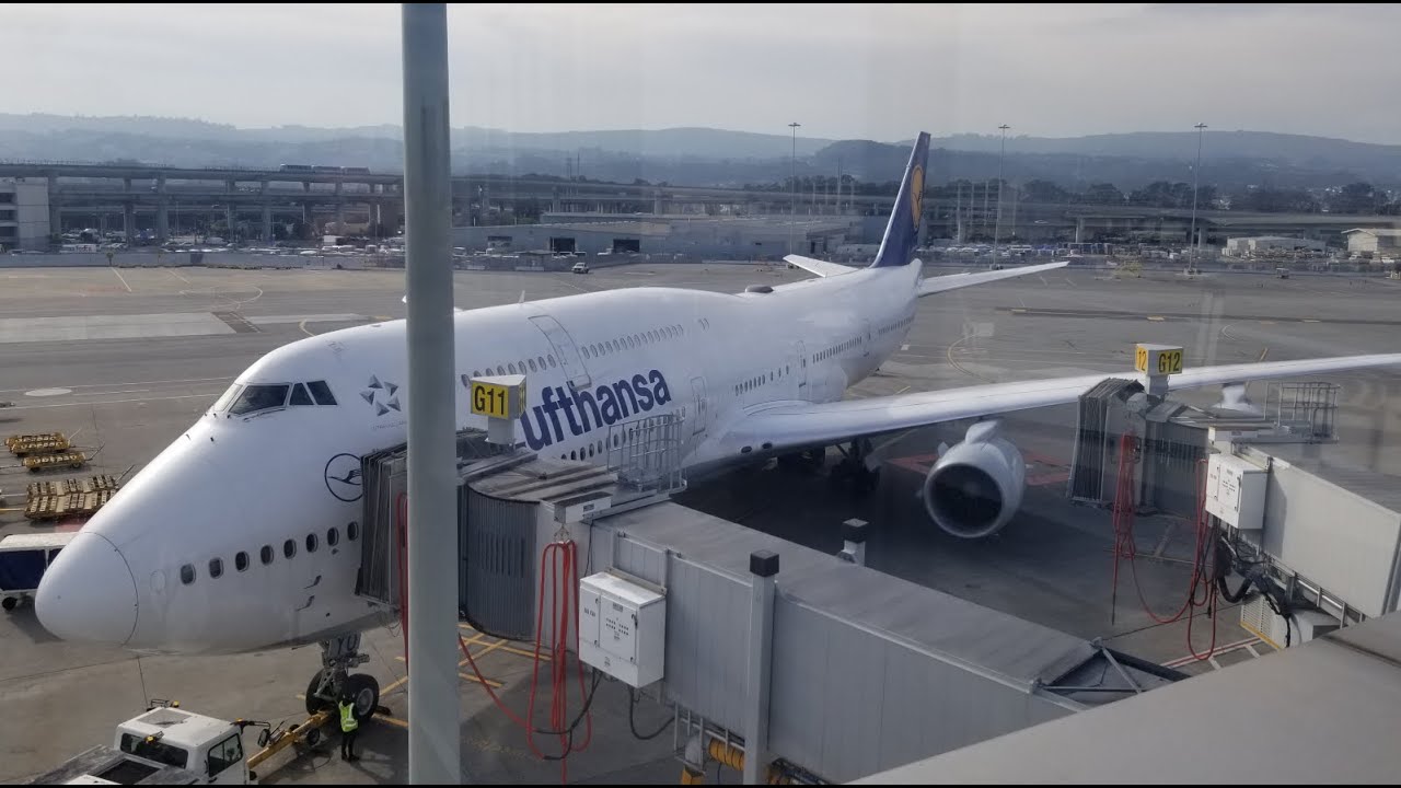 Lufthansa Boeing 747-8i San Francisco (SFO) - Frankfurt (FRA) Full Flight | Economy