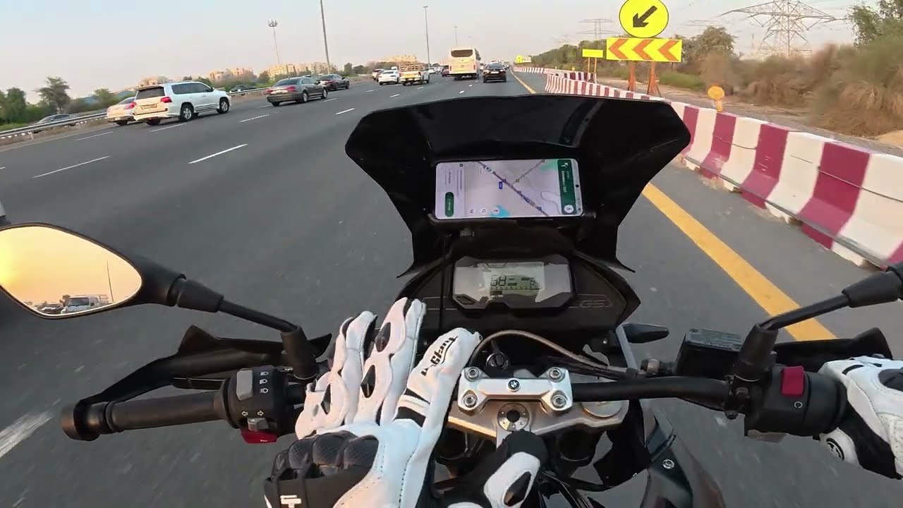 I almost got hit |  BMW  G310GS my opinion and Ride review, beginners bike