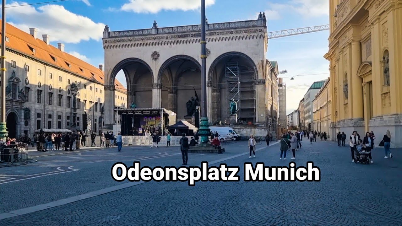 This is The Odeonsplatz in Munich (M&uuml;nchen) Germany